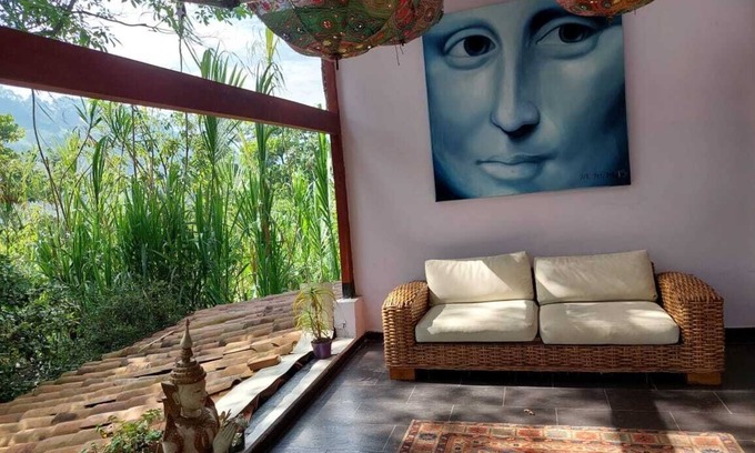 La Estrella Villa | Villa exuberante y artística con jardín jungla en la ciudad