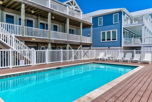 Kure Beach Casa | As Good As It Gets by Carolina Beach Realty