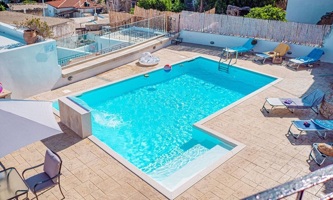 Kouroutai Apartamento | Asfentamos Pool apartment