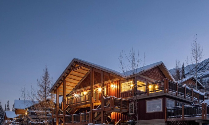 Golden Condominio | Aspen 15: 2-bedroom mountain condo with hot tub