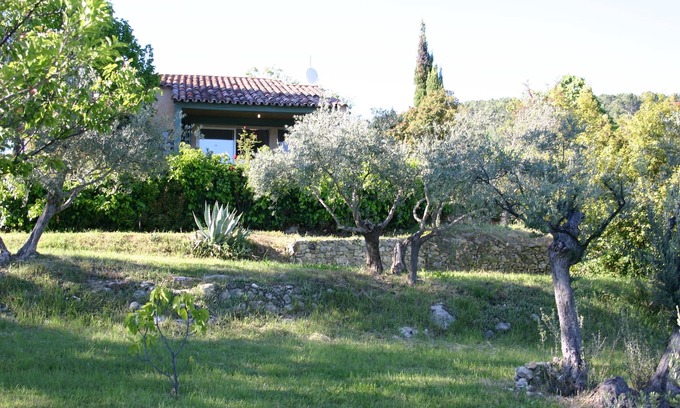 Chateaudouble Casa | En el corazón de la Provenza, en una zona privada de 13 hectáreas. Silencioso y suave
