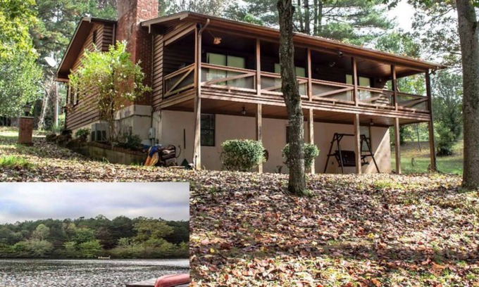 Murphy Cabina | "At Waters Edge" cabaña de 3 dormitorios directamente en el lago con muelle.