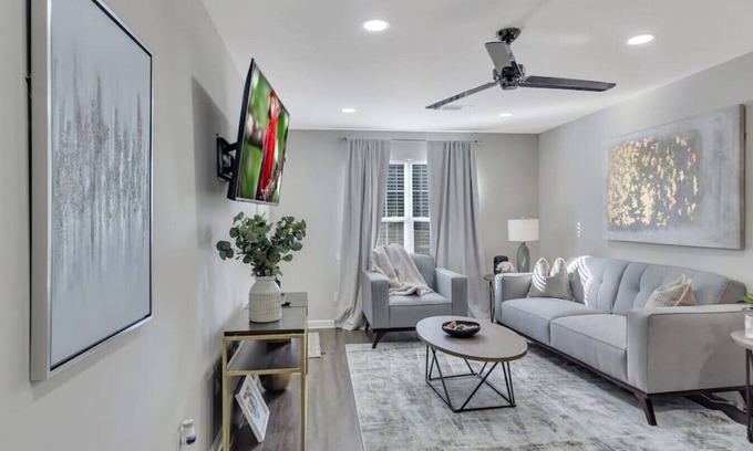 Austell Casa | ATH - Davis Drive · 2BR New! Clean! Stylish! & Pets Welcome