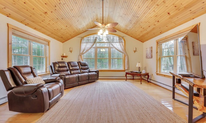 Athol Cabaña | Athol Vacation Rental w/ Mountain Views!