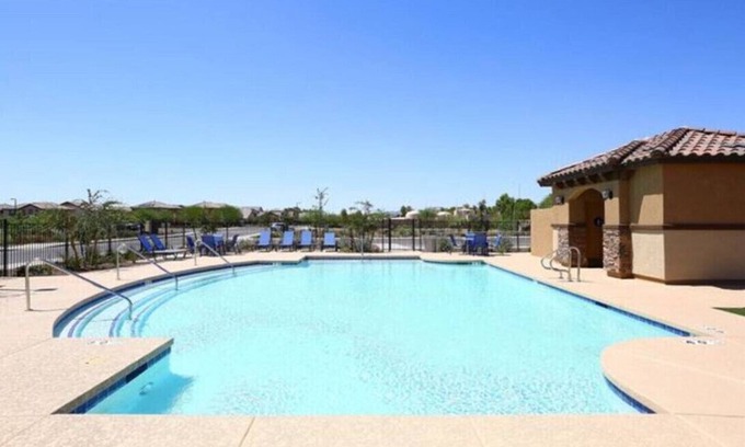 Goodyear Casa | AtHome+1 Ext Stay | Family Friendly 5BR | Pool!
