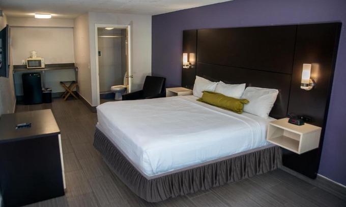 Indialantic Hotel | Atlantic Inn