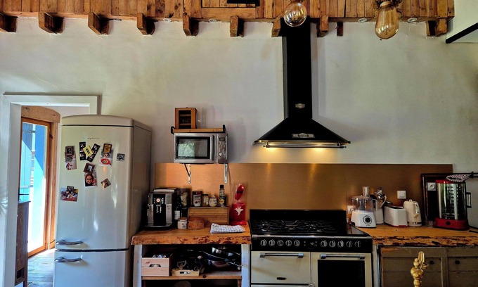 Lesperon Casa | Atypical house in the heart of the Landes forest: stream, river, close to the ocean.