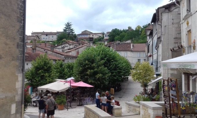 Laprade Casa | AUBETERRE en DRONNE Charente Périgord