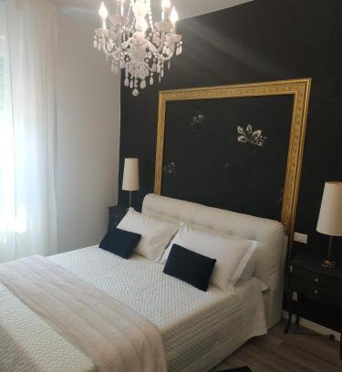 Crocetta-San Lazzaro-Modena Est Apartamento | Aurora Flowers - Two rooms and free parking near center and train station