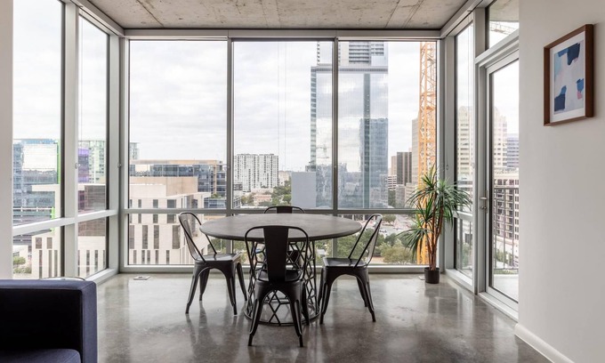 Second Street District Apartamento | Austin Remarkable 1BD 1BA 2nd Street District Apartment