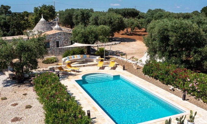 Castellana Grotte Villa | Trullo Fantastico - Dos Habitaciones Villa, Capacidad 6