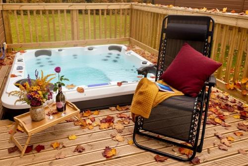 Malton Chalet De Esquí | Autumn Hot Tub Lodge - Fishing