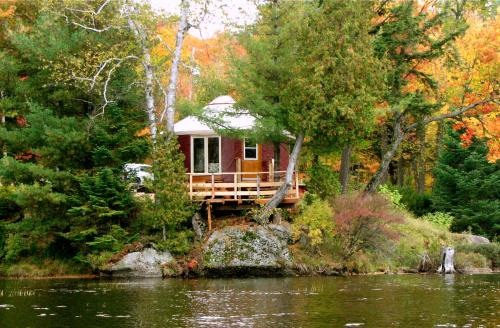 Mauricie Otro | Aux Berges du lac Castor