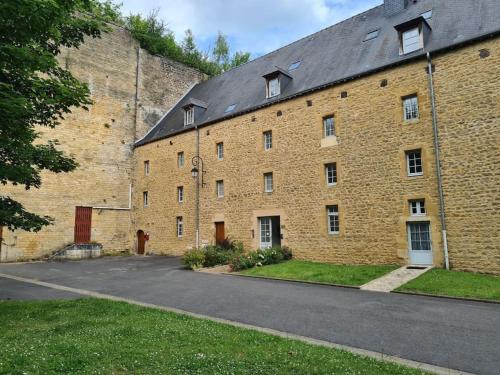 Sedan Apartamento | Aux remparts du château