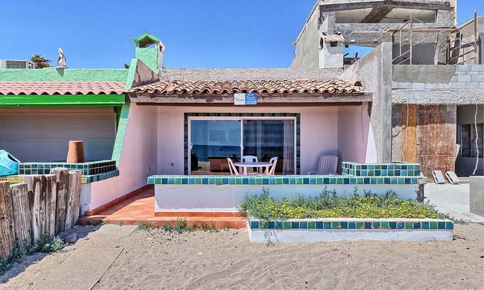 Santa Ana Casa | Aventura - condominio frente a la playa recientemente remodelado de 3 dormitorios