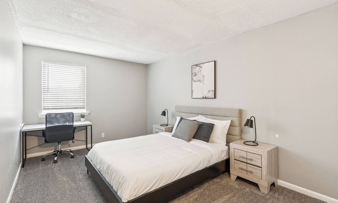 Glengarry Apartamento | Avery Apartments G7 I Spacious 1 Bed 1 Bath