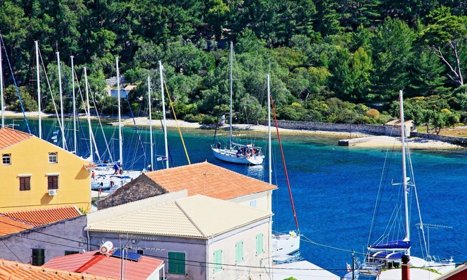 Gaios Apartamento | Avgi Apartment Dio: apartamento renovado en Paxos dentro de Gaios, vistas panorámicas al mar