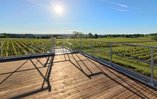 Belves-de-Castillon Casa | Awesome Home In Belves-De-Castillon