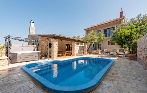 Susica Casa | Awesome Home In Betina