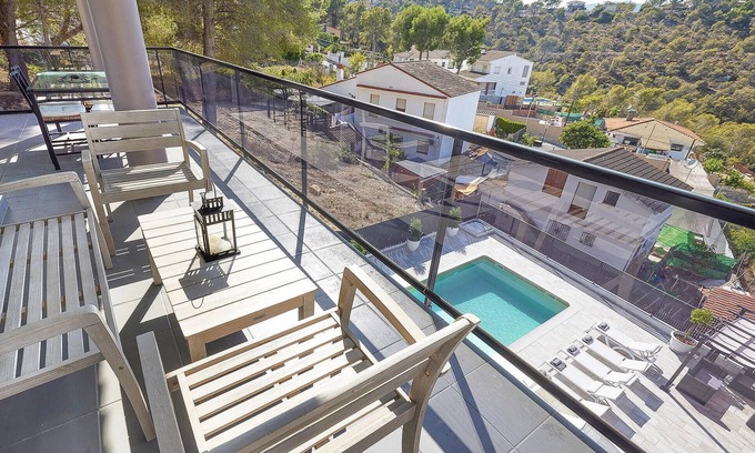 Vora-Sitges Casa | Awesome home in Canyelles with kitchen