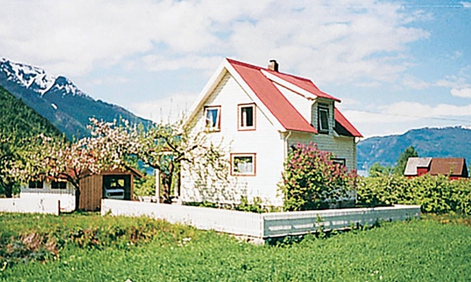 Fresvik Casa | Solhaug