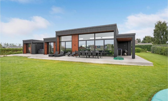 Flovt Strand Casa | Awesome Home In Haderslev With Sauna
