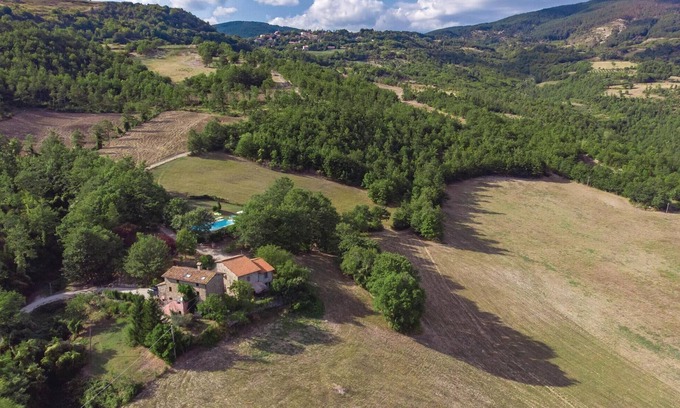 Pieve Santo Stefano Casa | Impresionante casa en Pieve S. Stefano.
