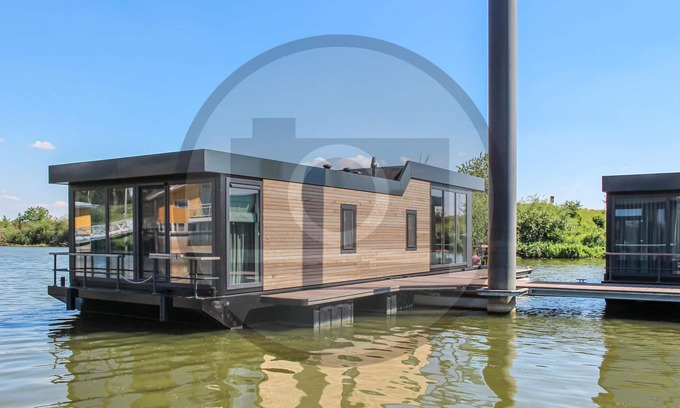 Ohe en Laak Alquiler De Eote | Impresionante barco en Ohé & Laak