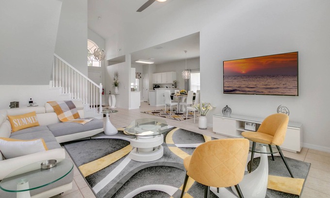 West Haven Casa | Awesome Vacation Home w/Private Heated Pool/Spa Games Rm, Wi-Fi + Disney 10 Mins