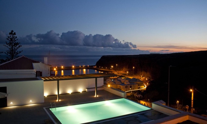 Vila do Porto Hostal | Azores Youth Hostels - Santa Maria