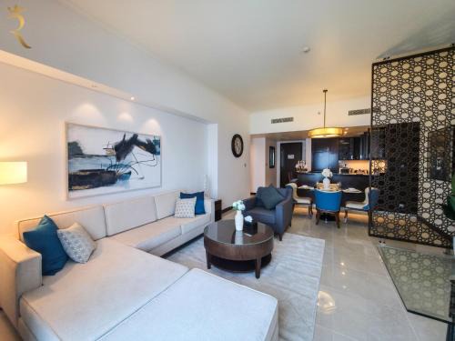 Abu Dhabi Apartamento | Azure Crest 2BR - Ocean View Apartment Near Marina Mall