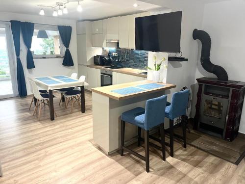 Pecs Villa | Bálics Vendégház