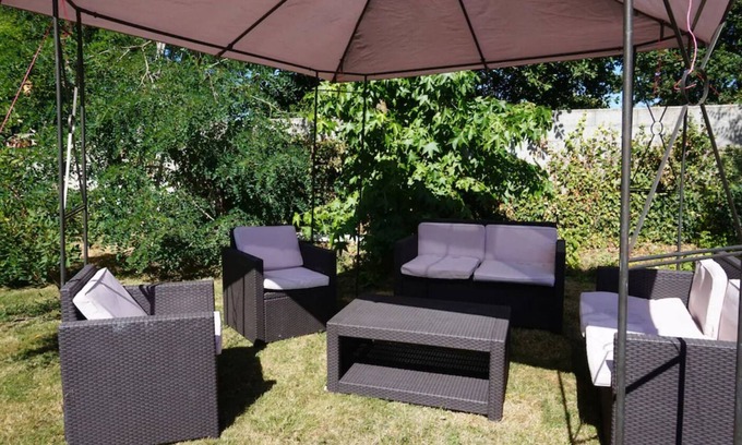 Medis Cama Y Desayuno | B&B, 5 min from the BEACHES of Royan, park,