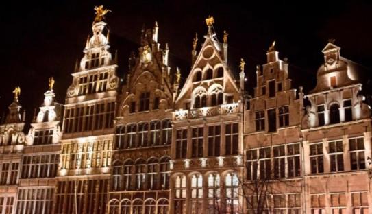 Historisch centrum Cama Y Desayuno | B&B Art and Sleep