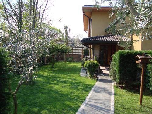 Dosson Cama Y Desayuno | B&B Da Franco