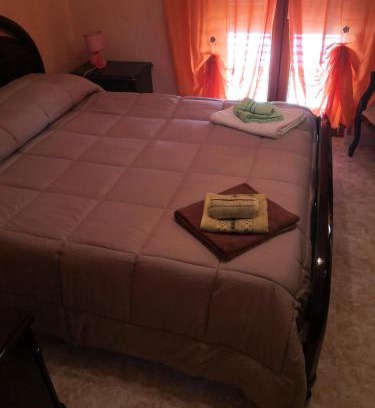 Atella Cama Y Desayuno | B&B RoMa Atella