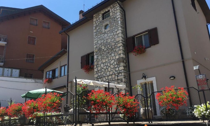 Roccaraso Cama Y Desayuno | B&B Villa Delle Rose