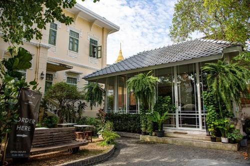 China Town Hotel | Baan 2459 Heritage House