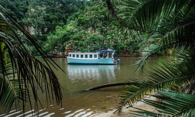Mzamba Beach Alquiler De Eote | Baby Blue Houseboat