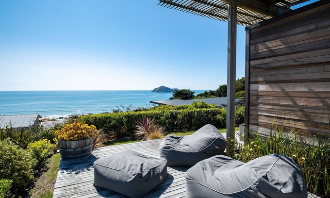 Waimarama Casa | Bach or holiday home, 1 Bedrooms, 2 Bathrooms, (Sleeps 2)