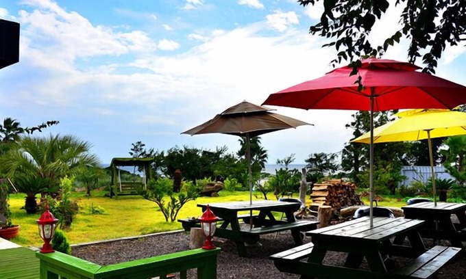 Gangjeong-dong Casa | Bada Wi Olle Pension