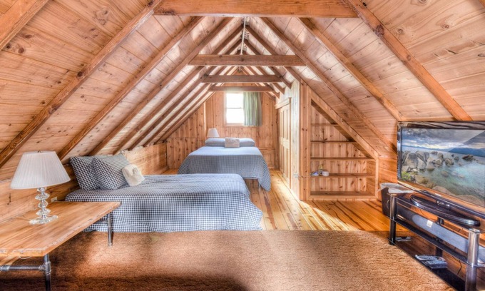 Tahoe Island Cabina | Great South Lake Home por Heavenly! Más de 30 días