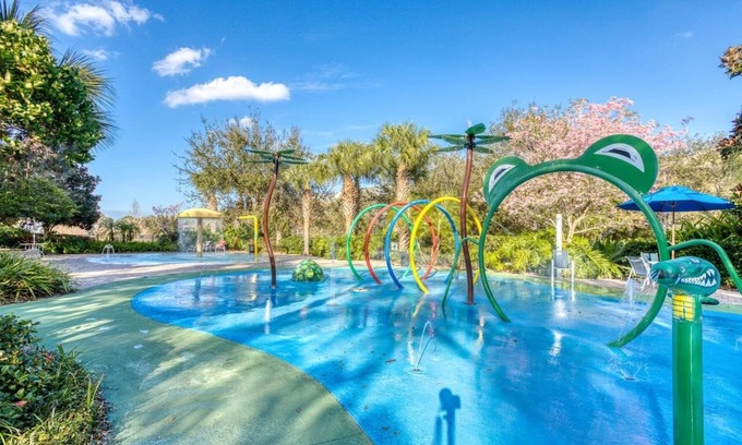 Bahama Bay Apartamento | Bahama Bay Condos by TO