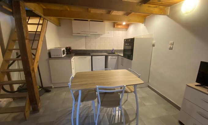 Baixas Apartamento | Baixas R2 - 1 chambre avec mezzanine ouverte sur communs