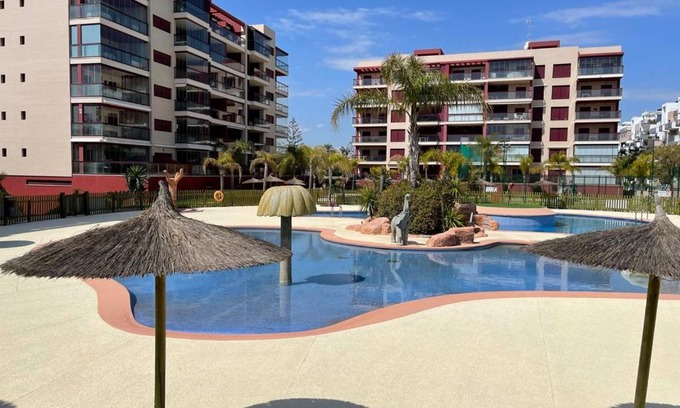 Mil Palmeras Casa | Bajo 2 del Edificio Lucerna III - Mil Palmeras