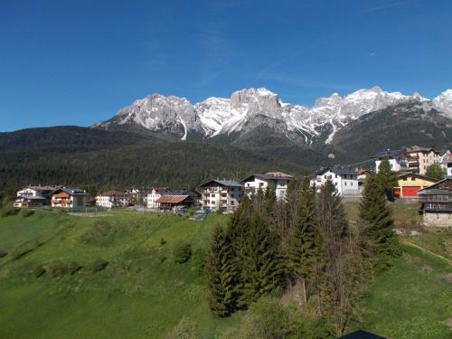 Dosoledo Apartamento | Balcone sulle Dolomiti