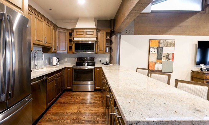 Deer Valley Apartamento | Bald Eagle Two Bedroom 2 Apartment Hotel by RedAwning