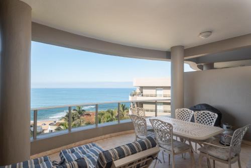 Ballito Apartamento | Ballito Manor View 503 - With Generator
