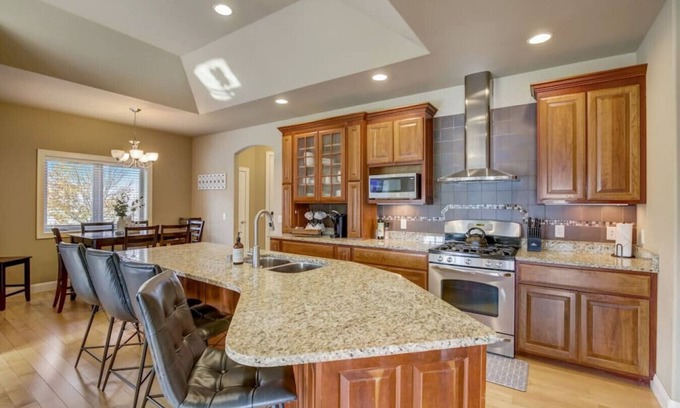 Baraboo Condominio | Baraboo Country Club - Friends & Families Welcome