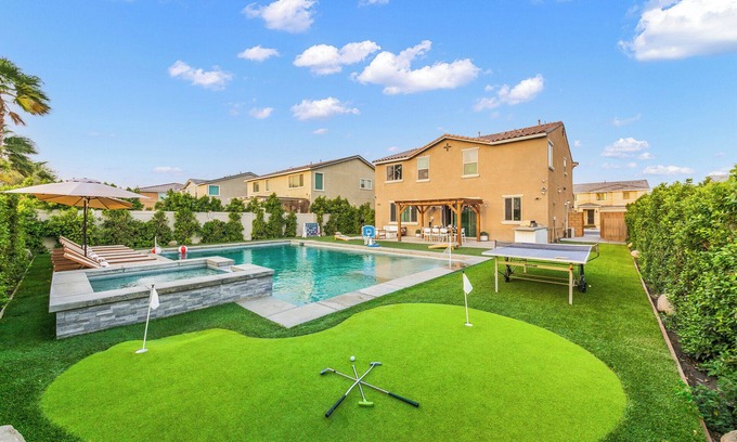 Coachella Casa | Barcelona Centrally Located Villa